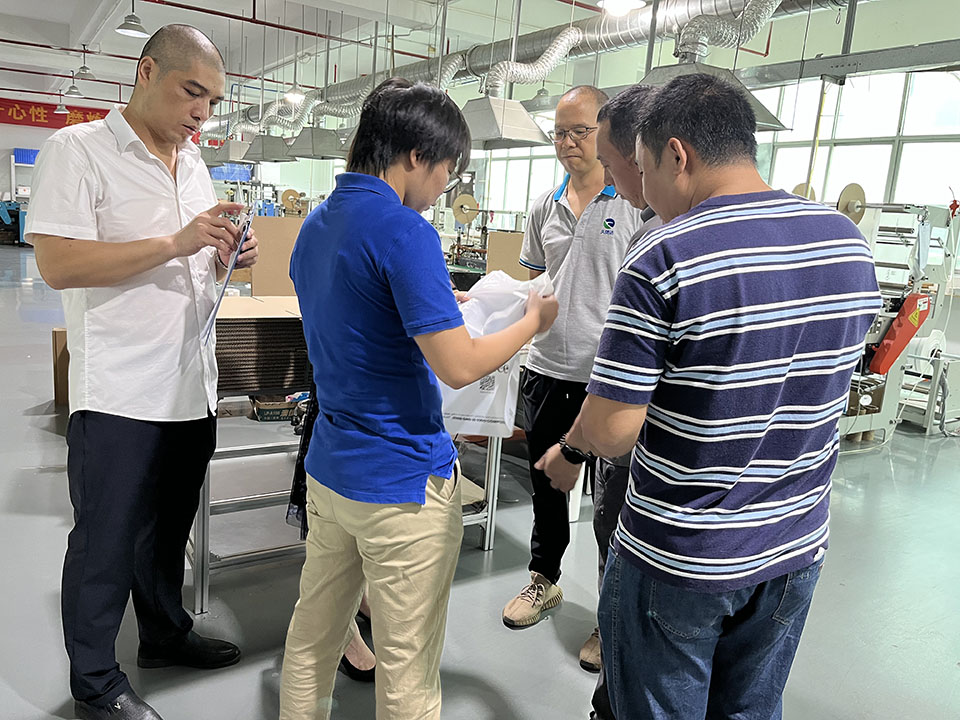 歡迎小米公司最后驗廠環(huán)節(jié)！(圖2)
